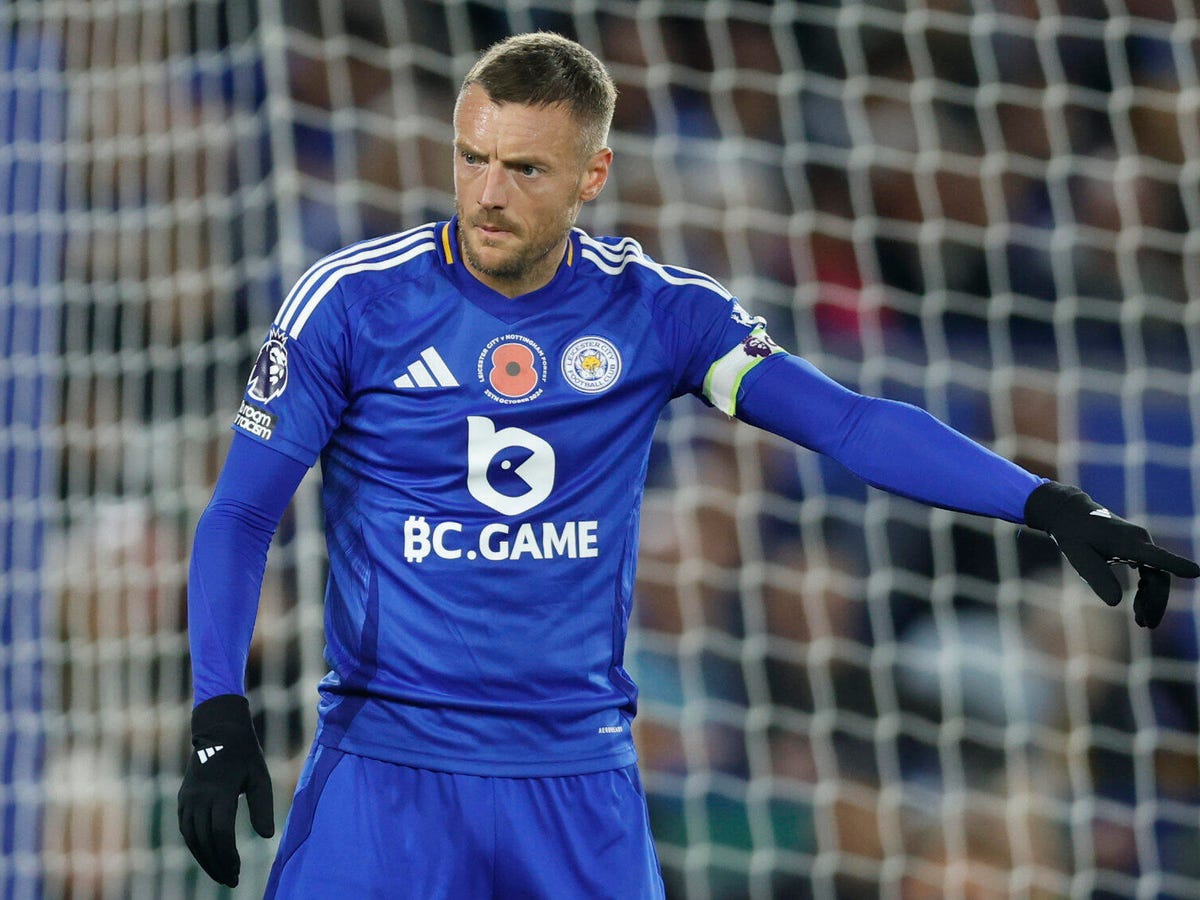 Leicester City vs Chelsea: Where to Watch? Easy Game Day Plan.