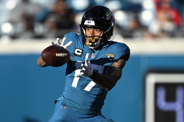 Evan Engram Injury: How Long Will the Jaguars TE Be Sidelined?