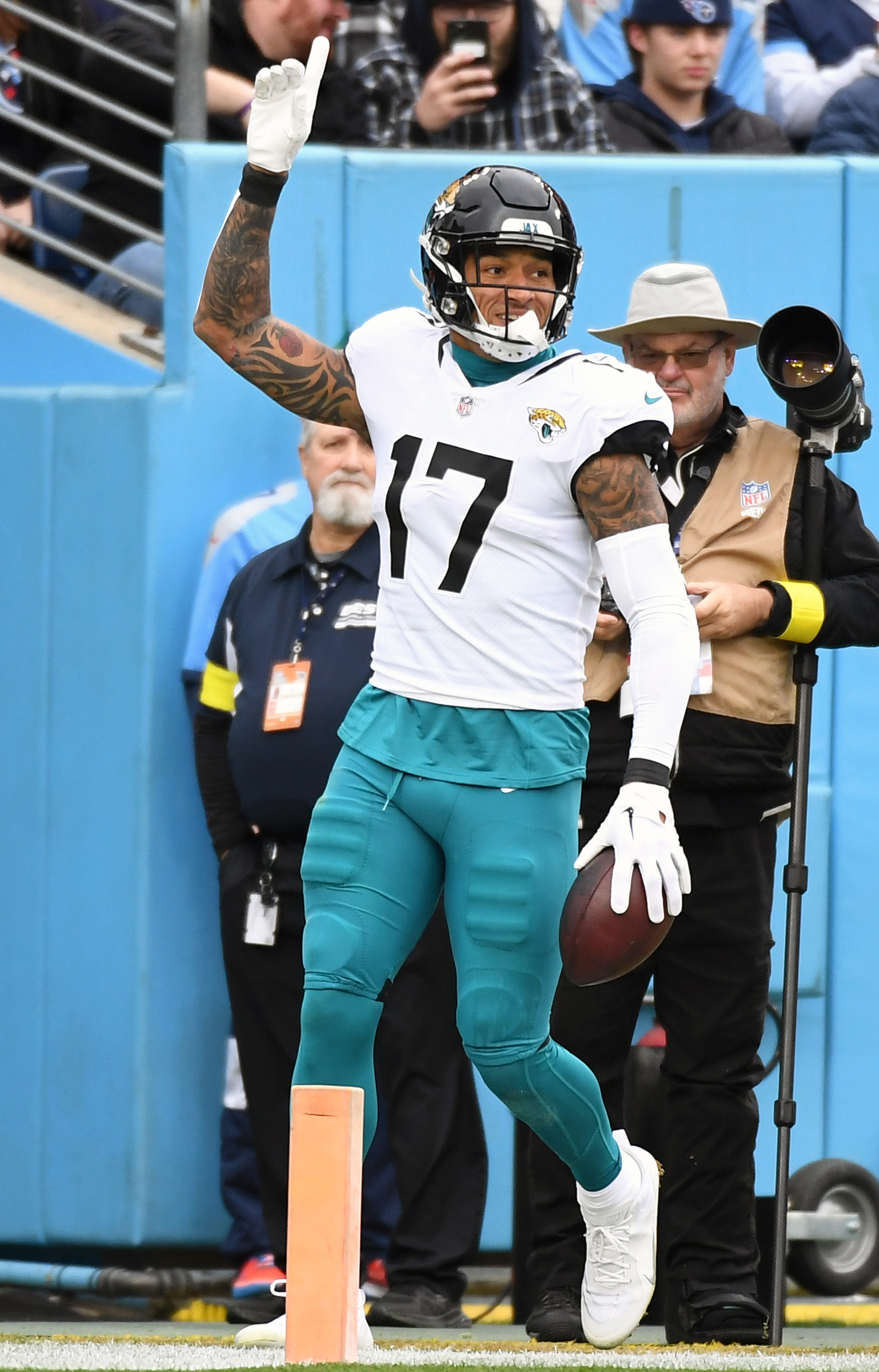 Evan Engram Injury: How Long Will the Jaguars TE Be Sidelined?