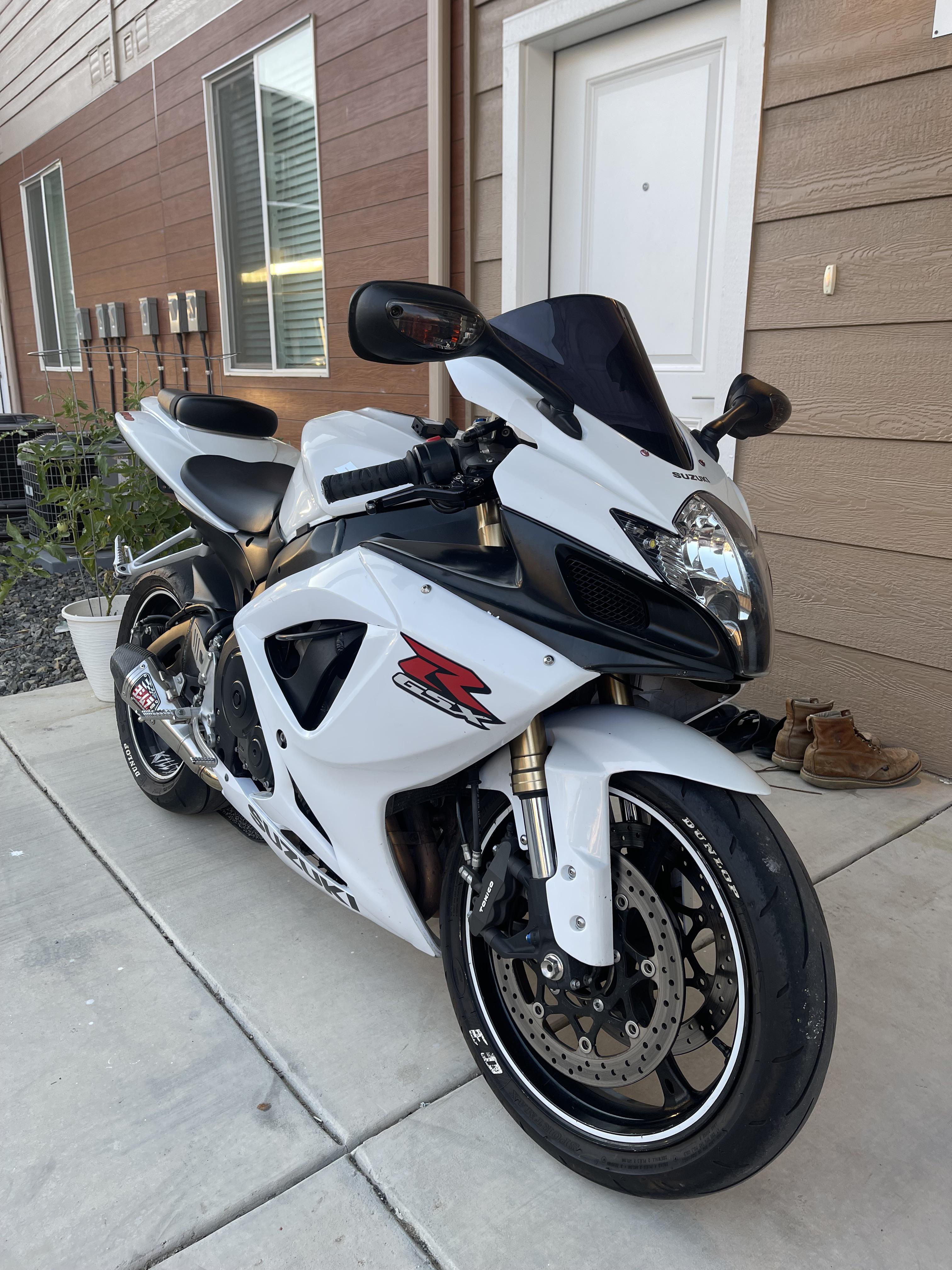 Thinking of a 2006 Suzuki GSXR600? Read This Before You Buy It!