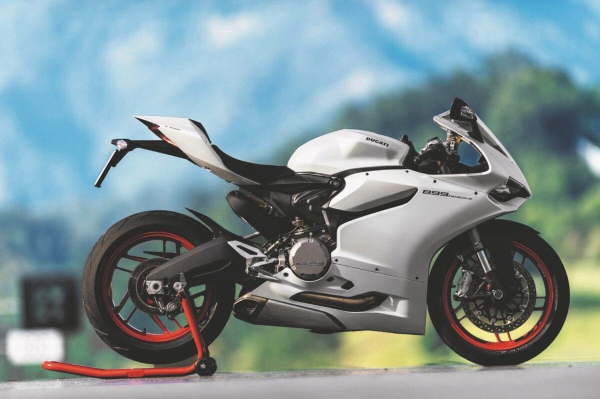 2014 Ducati Panigale 899 Review: Is This Superbike Still Worth Buying?