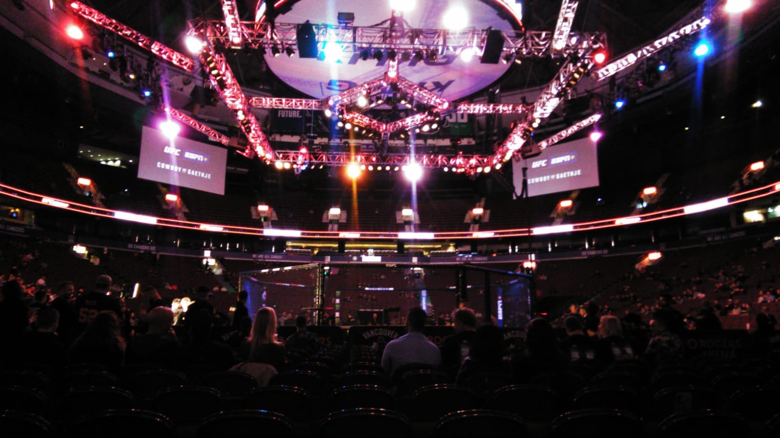 How Do I Use a UFC Forum? Learn to Connect With Other Fans