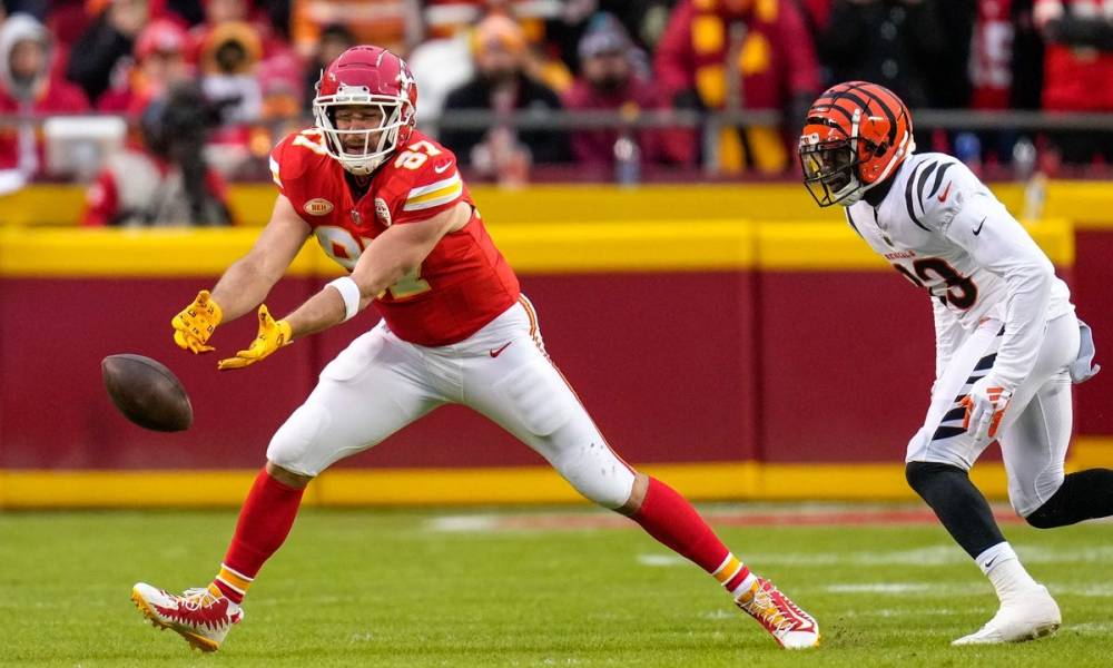Travis Kelce Over Under: Breaking Down the Stats and Making a Wager!