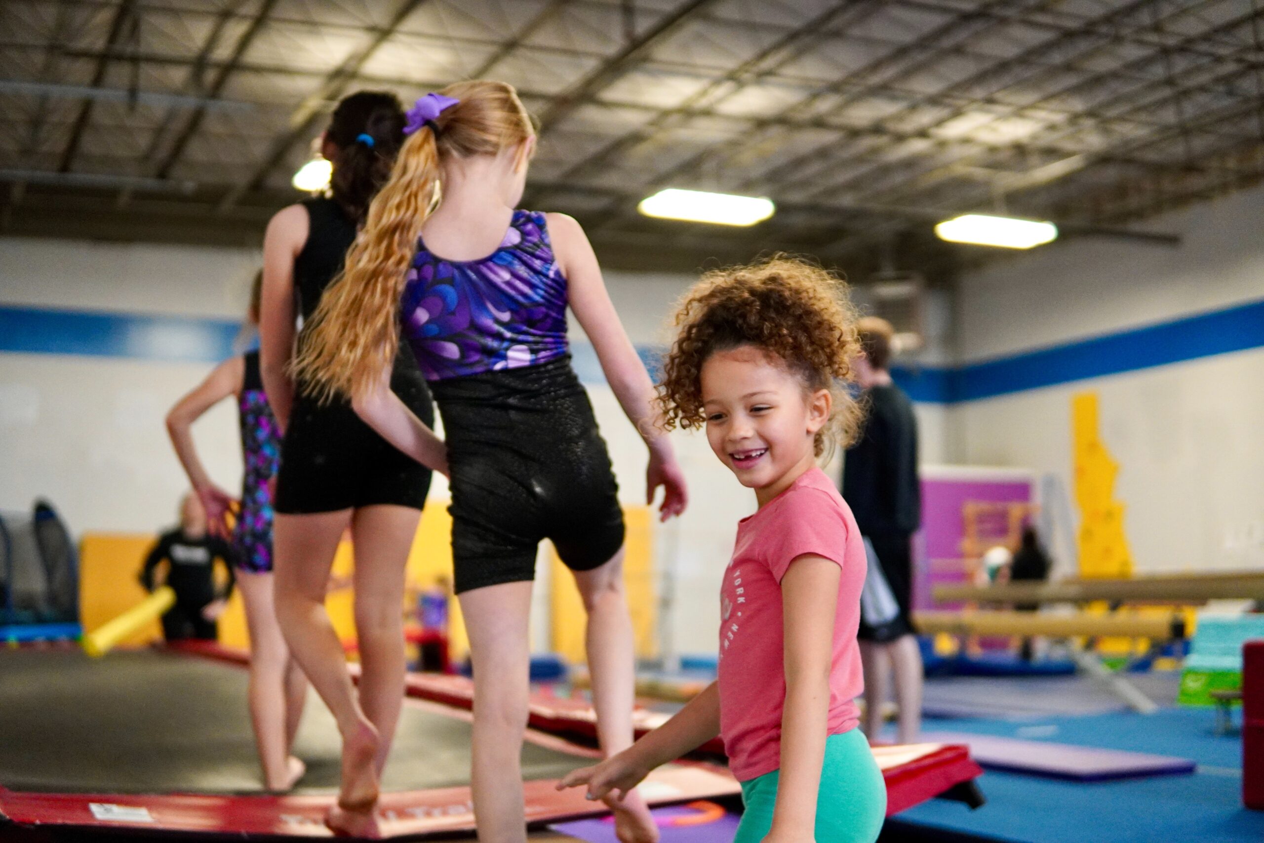 Want to Learn Gymnastics in Spanish? Here is Your First Lesson