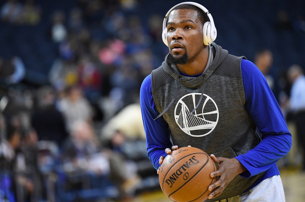 Dr. Dre Headphone on Court: See This Basketball Player with Beats On