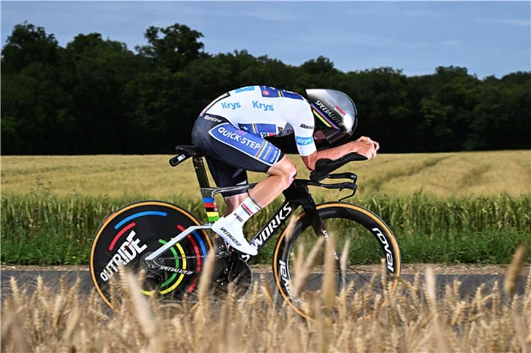 Has Anyone Won All Three Grand Tours in One Year? Find Out the Unbelievable Cycling Record!