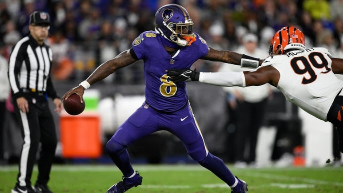 Coolest Pictures of Lamar Jackson Online. See His Top Plays and Moments Here