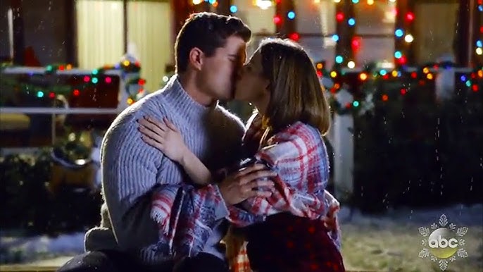 When does Sue and Sean get together? We break down their love story from start to finish!