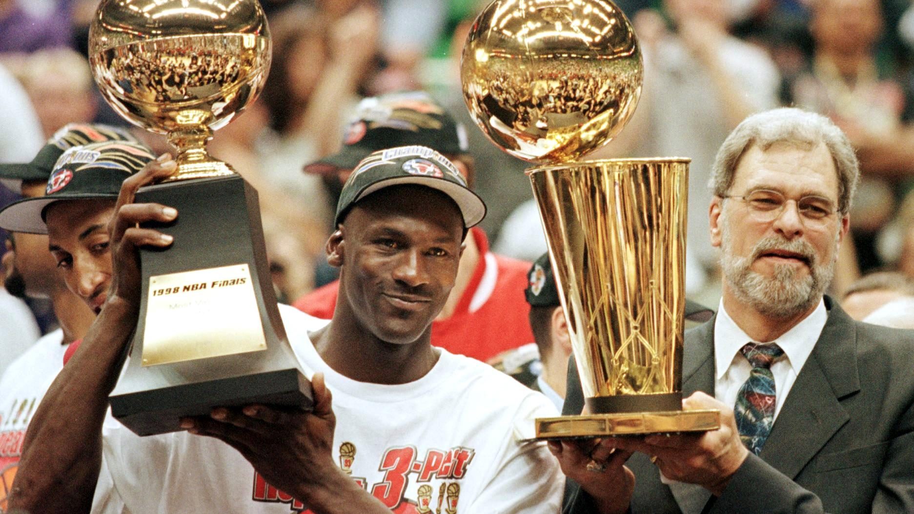 Michael Jordans Rings: What Years Did He Win? A Look at His Championship Seasons!