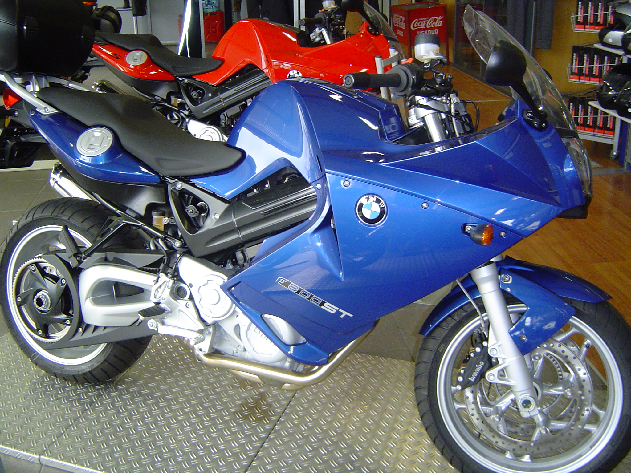bmw f800 st