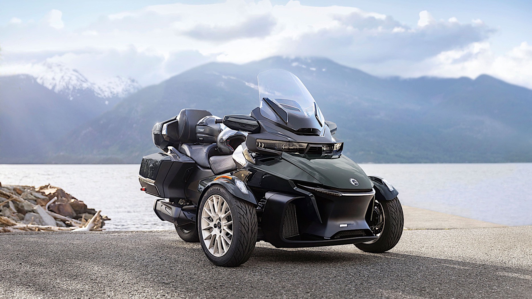 Best Backwards Trike Motorcycles: Top Picks (Find the Perfect Reverse Trike for Your Needs)