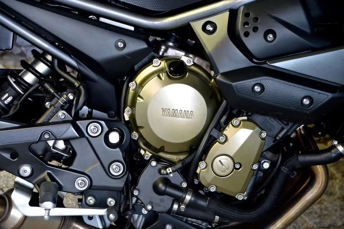 Need help with Yamaha motorcycle engine maintenance? Follow these easy steps for a longer lifespan.