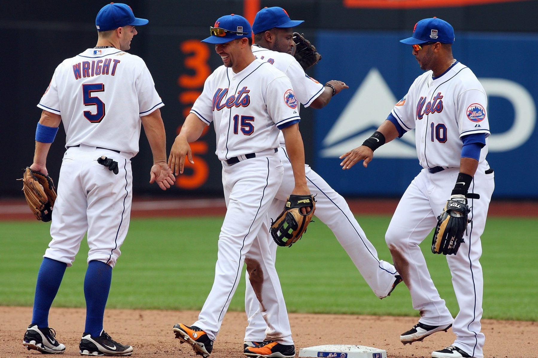 Who Was on the 2009 New York Mets Roster? A Look Back at the Players!