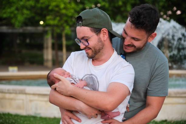 Love Cute Midget? Check Out These Heartwarming Pictures!