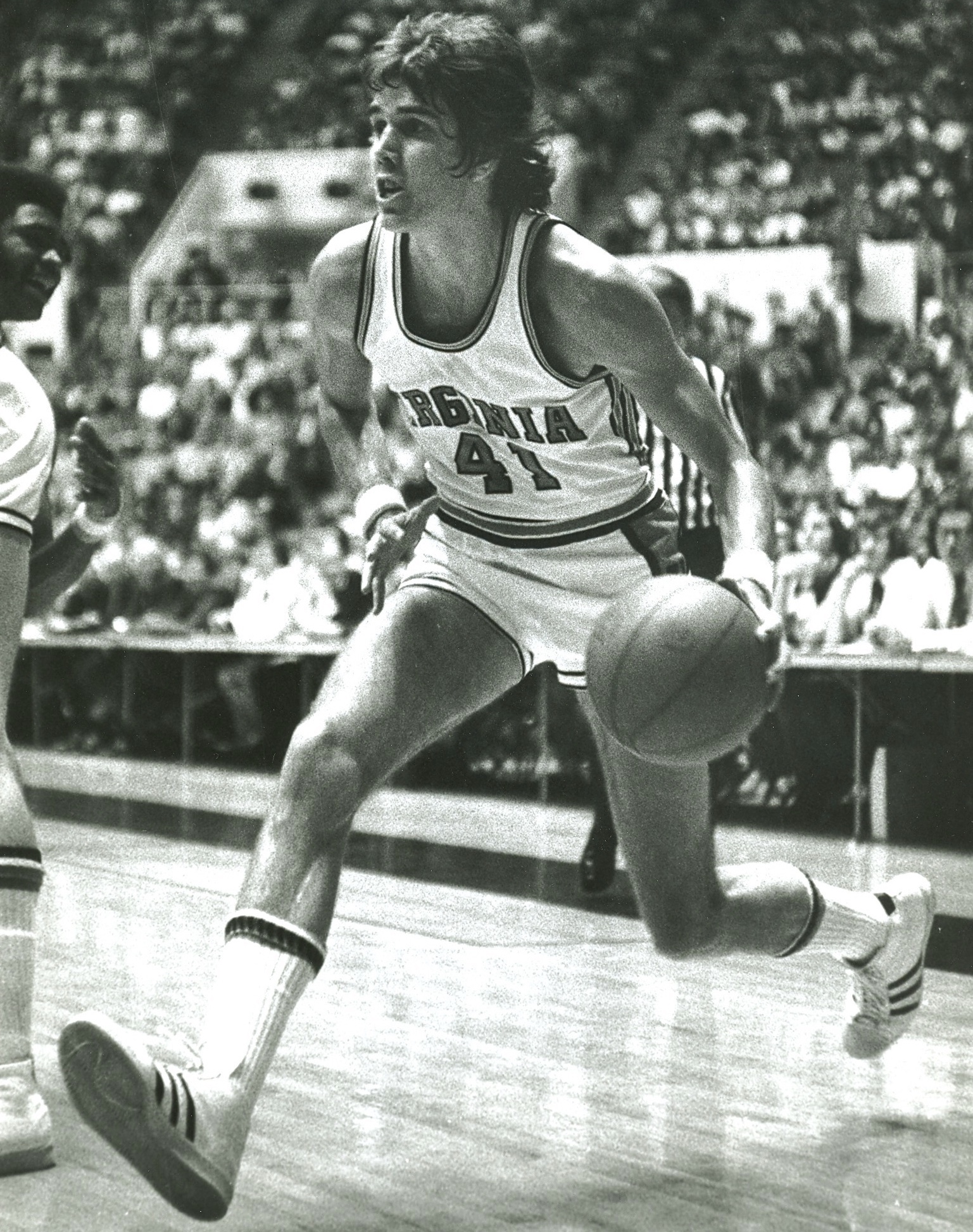 Looking for Wally Walker basketball info? Find out which teams he played for and his key achievements.