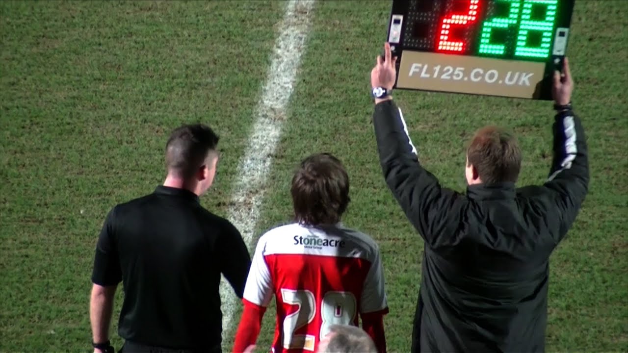 See Louis Tomlinson soccer skills with Doncaster Rovers: Relive his time on the team.