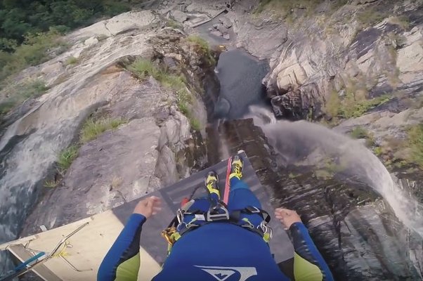 How to Survive a 200 Foot Drop Into Water? Expert Advice!