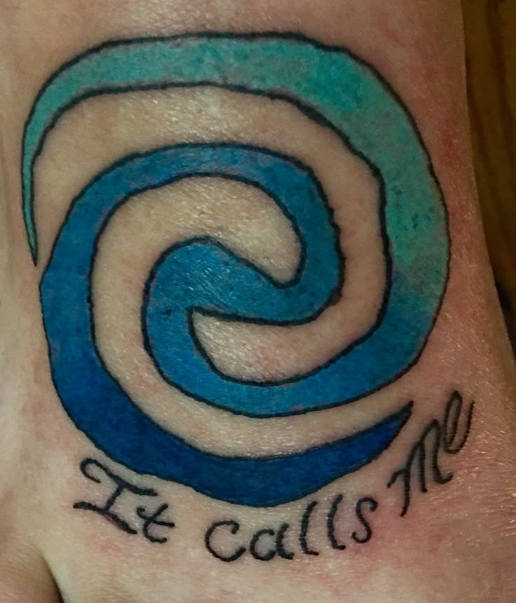 Thinking about getting a Moana spiral tattoo? Discover cool design ideas and their meanings.