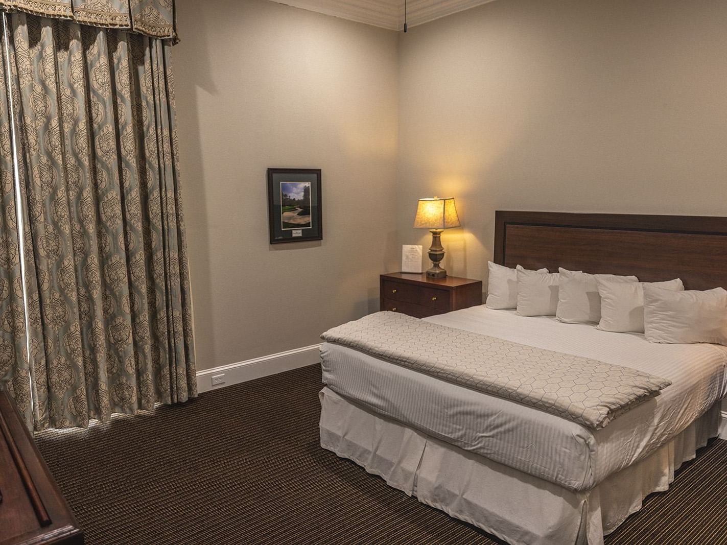 What makes the Dancing Rabbit Hotel in Philadelphia MS special? Discover its unique features and charm.