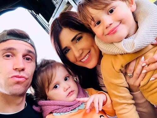 Dibu Martinez and His Family: An Inspiring Story