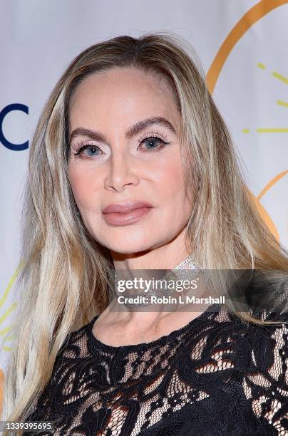 Want the best quality christina fulton pics online? We have found some great high-resolution images for you.