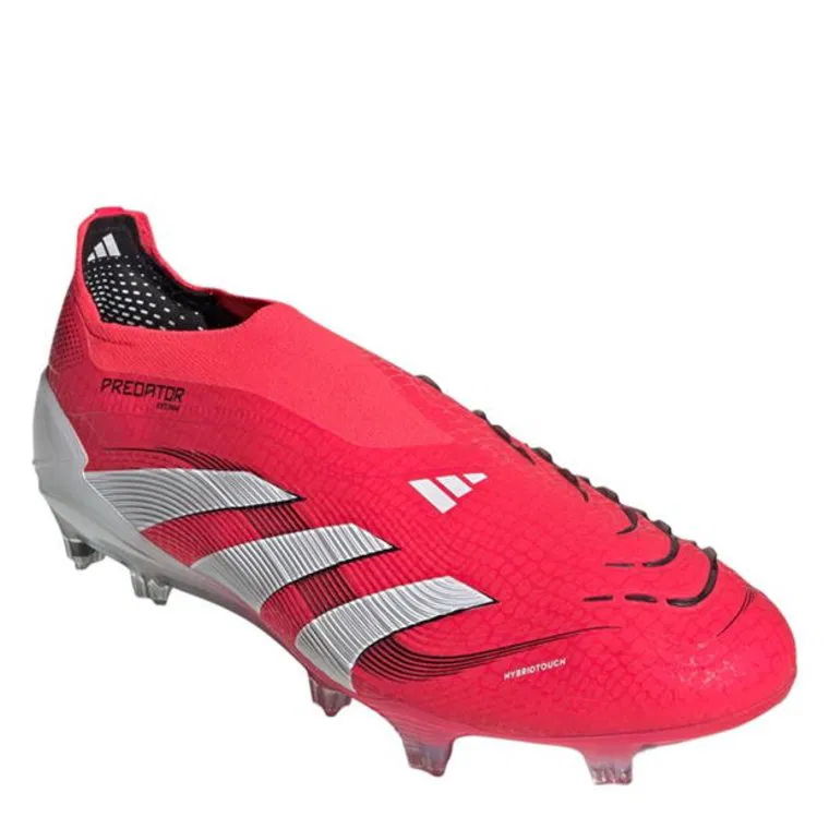 Should you get adidas predator no laces or the laced ones? Compare the key differences for your game!