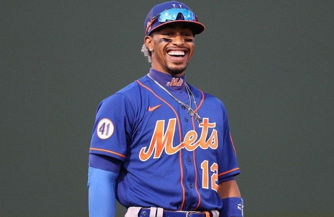 Top 10 most attractive MLB players of all time!
