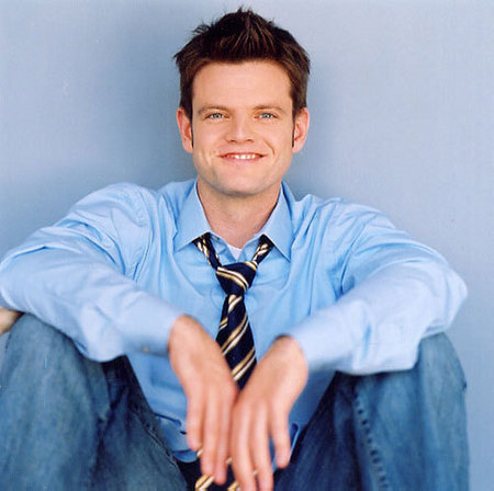 What roles has Robert Tinkler played? (Discover his top voice acting performances right now)