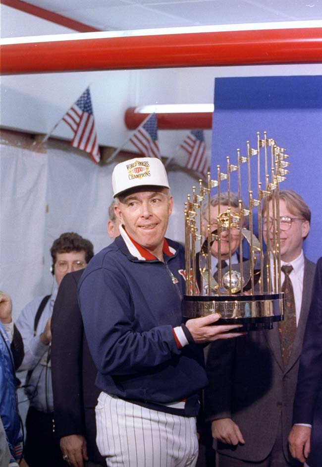 Who exactly is Tom Kelly MN Twins? Discover the full story of this iconic baseball manager.