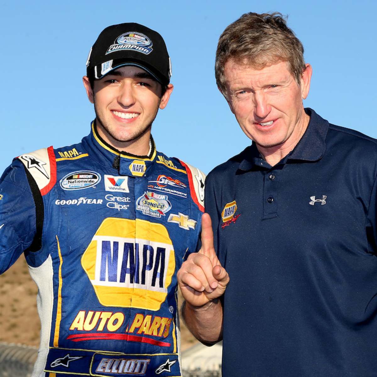 Whats the story behind the bill elliott family? Uncover their exciting journey through NASCAR history.