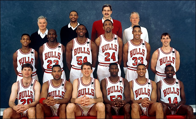 Curious about the 1992 Chicago Bulls roster? Explore the lineup that dominated the NBA.