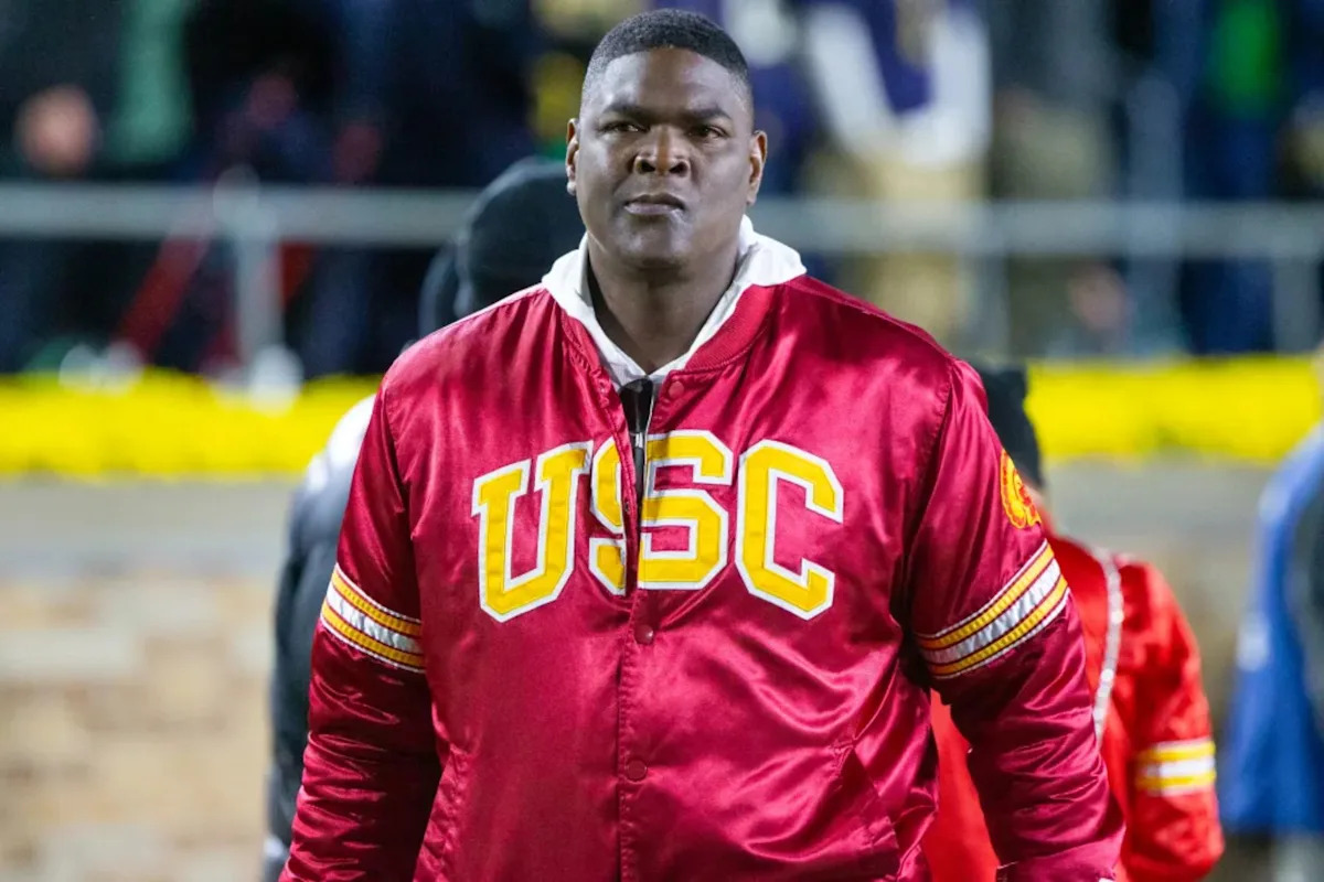 Keyshawn Johnson contract for Dummies: All about the money in his pro football deals.