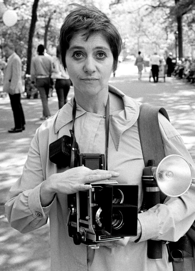Famous photographers behind 1960s photographs? Masters who captured the era!