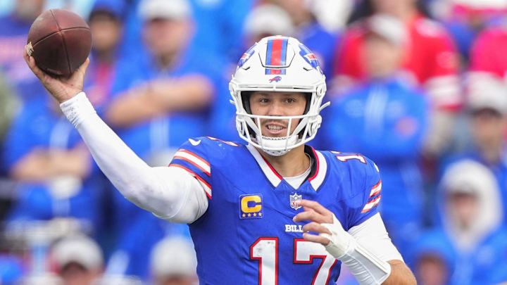Need info on Josh Allen hand condition? Find out all the details about his famous hand.