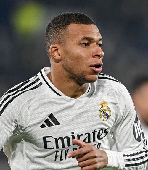 Best Haircut Soccer Examples Get Inspired By Famous Players Styles