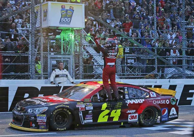 why was the 2015 jeff gordon martinsville incident so controversial