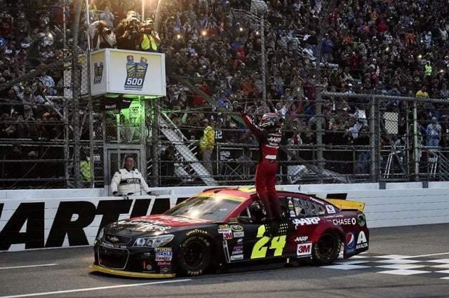 why was the 2015 jeff gordon martinsville incident so controversial
