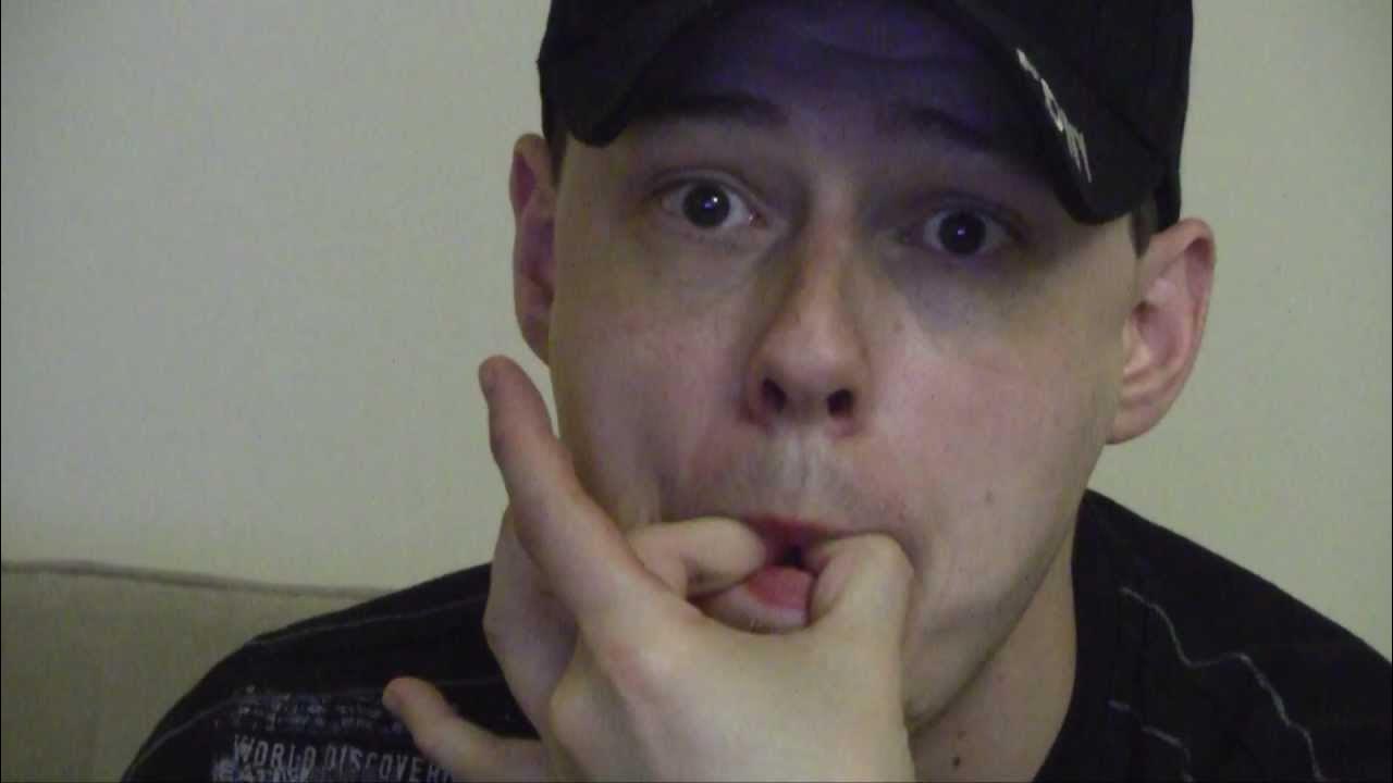 Can you really whistle with one hand? (Yes, and we show you exactly how to do it quickly)