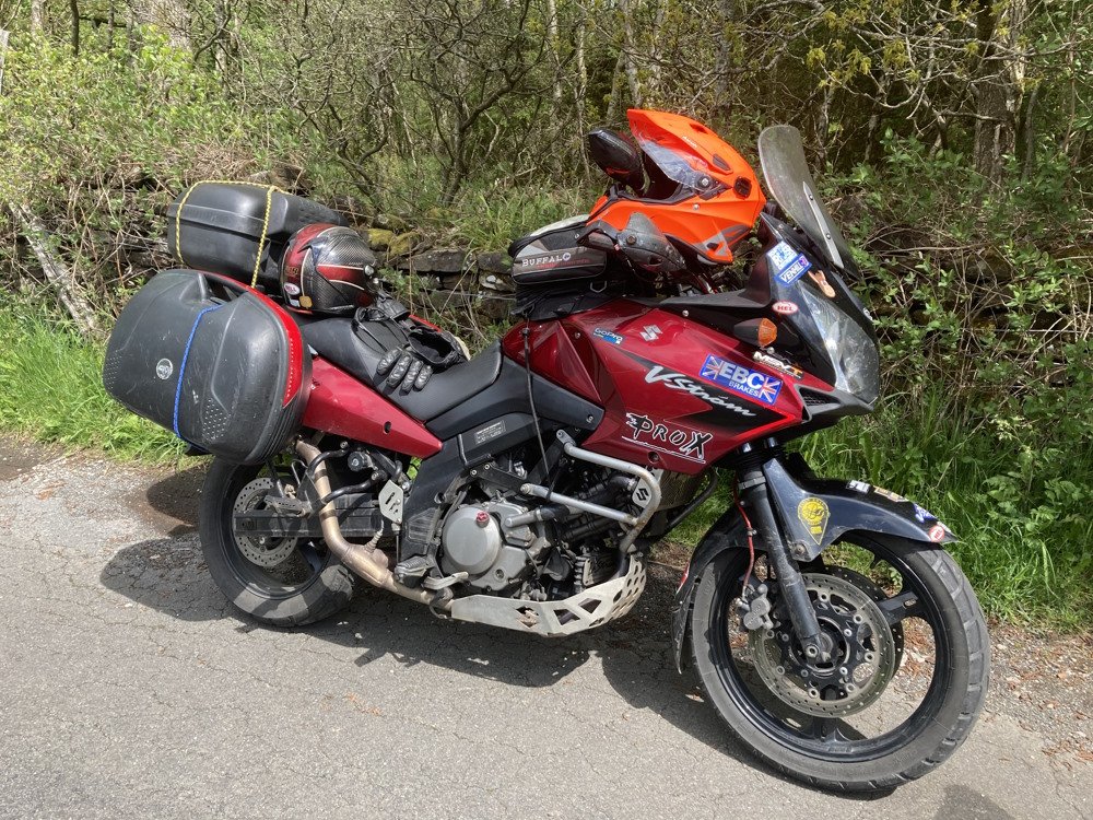 Is the Vstrom 650 top speed good for touring around? We look at real performance and what riders feel.