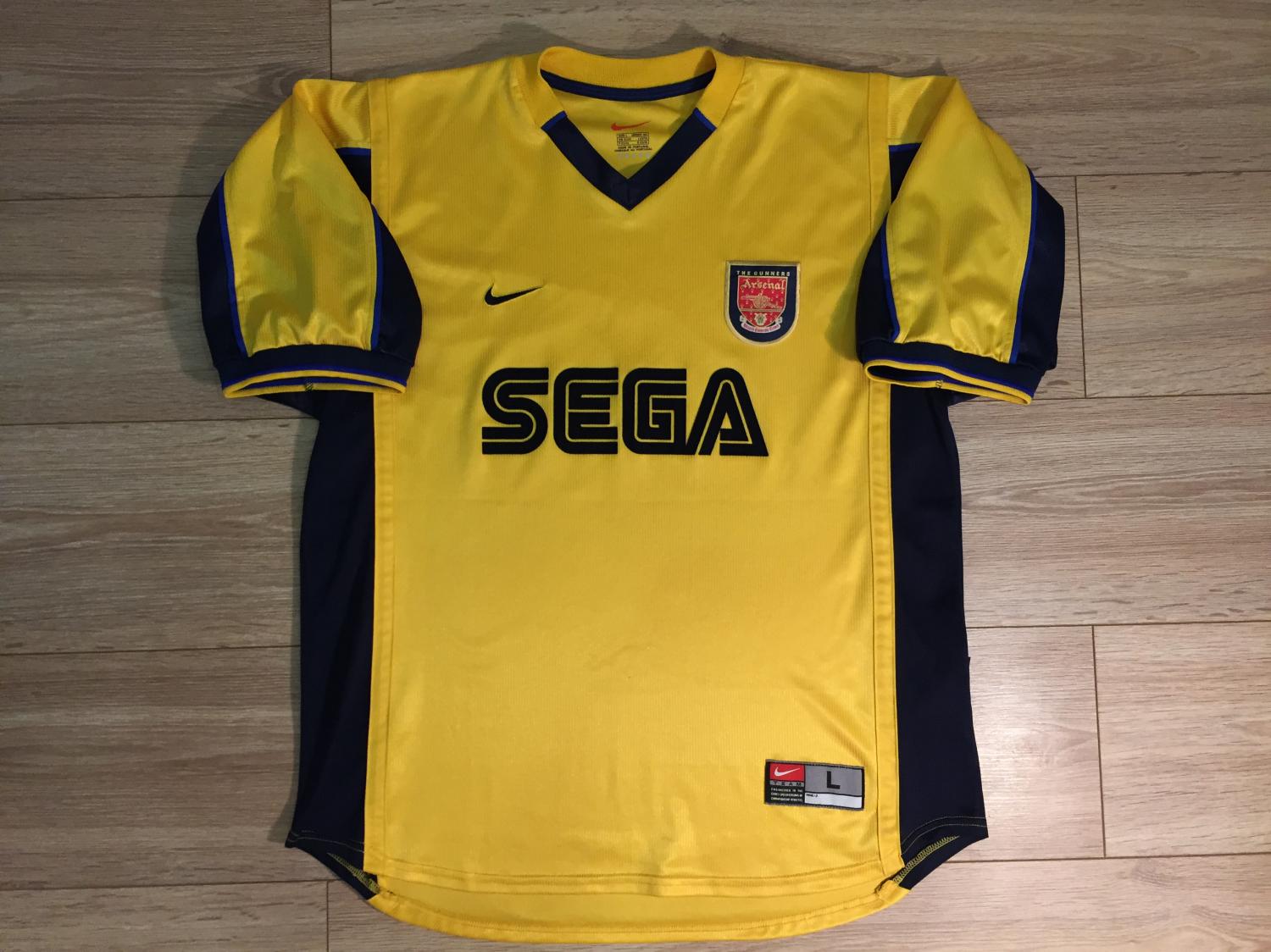 Why is the arsenal sega kit so famous? Learn the story behind this legendary shirt now.
