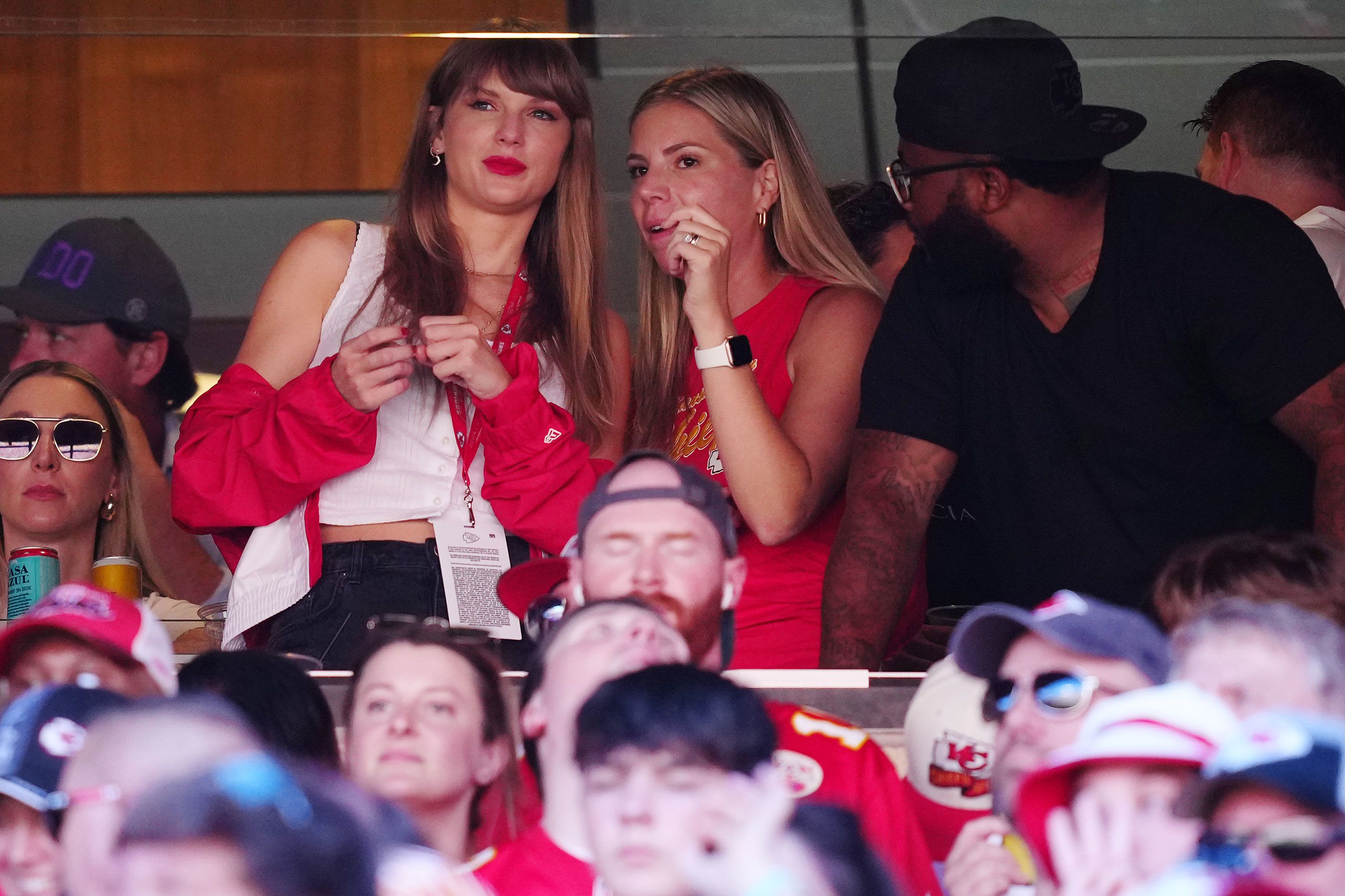 Taylor Swift at Chiefs Game Who Else Sat with Kelce