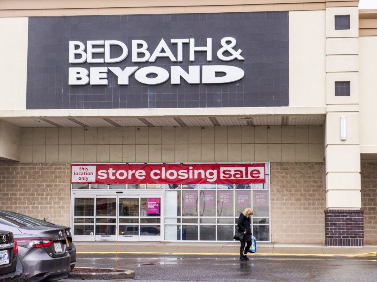 whats the address for bed bath and beyond on olympic find it fast
