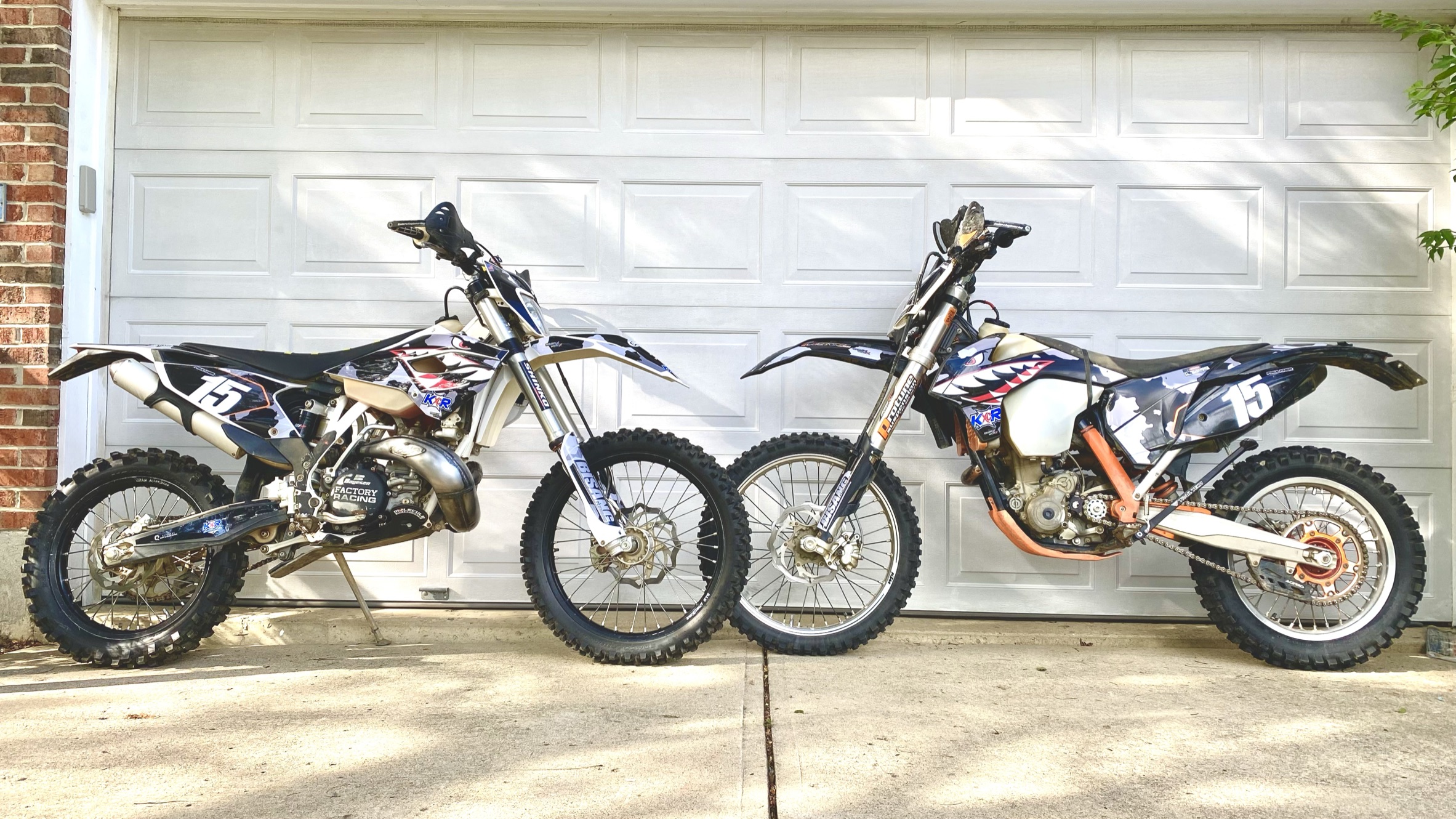 Two stroke vs four stroke enduro whats best for you