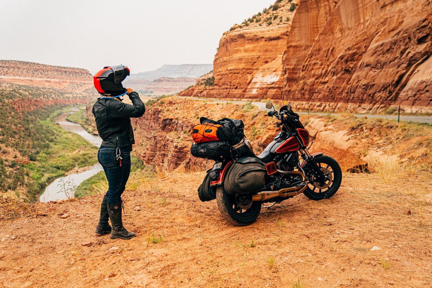 Motorbike Riding in Desert Heat: Essential Survival Hacks