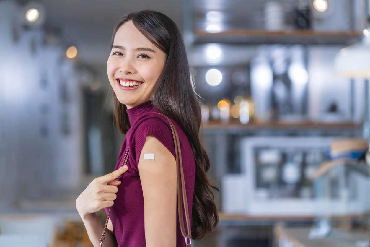 Woman tour safety abroad, 7 must know tips for female travelers