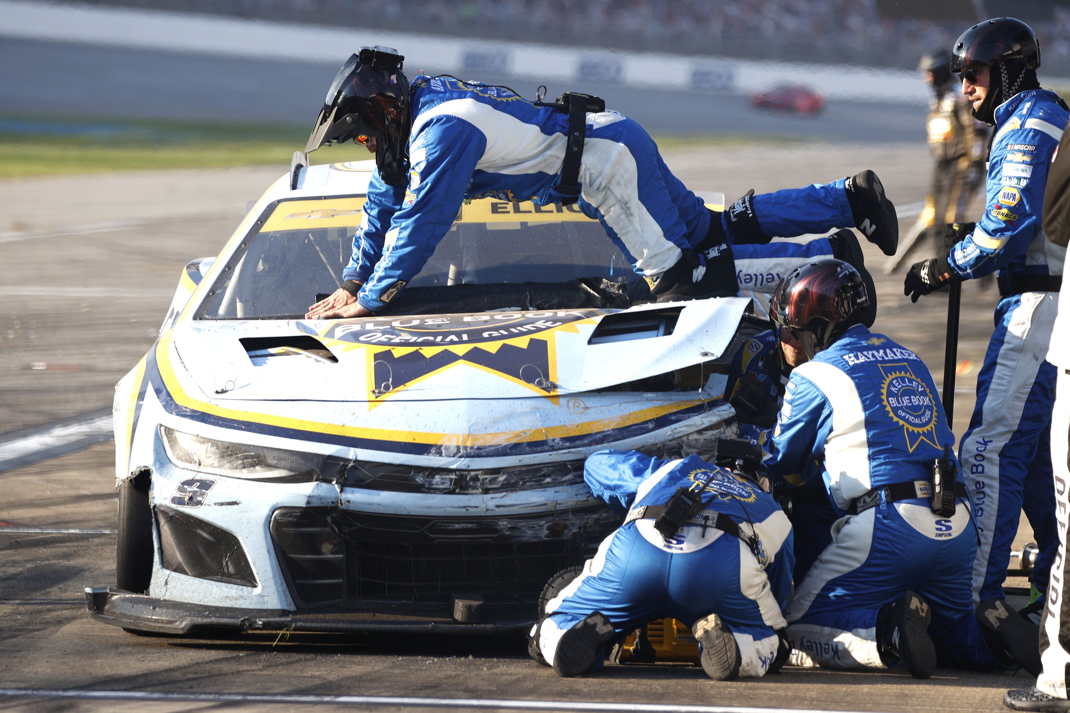 NASCAR DVP rule tips? Fix crash damage car policy faster now!