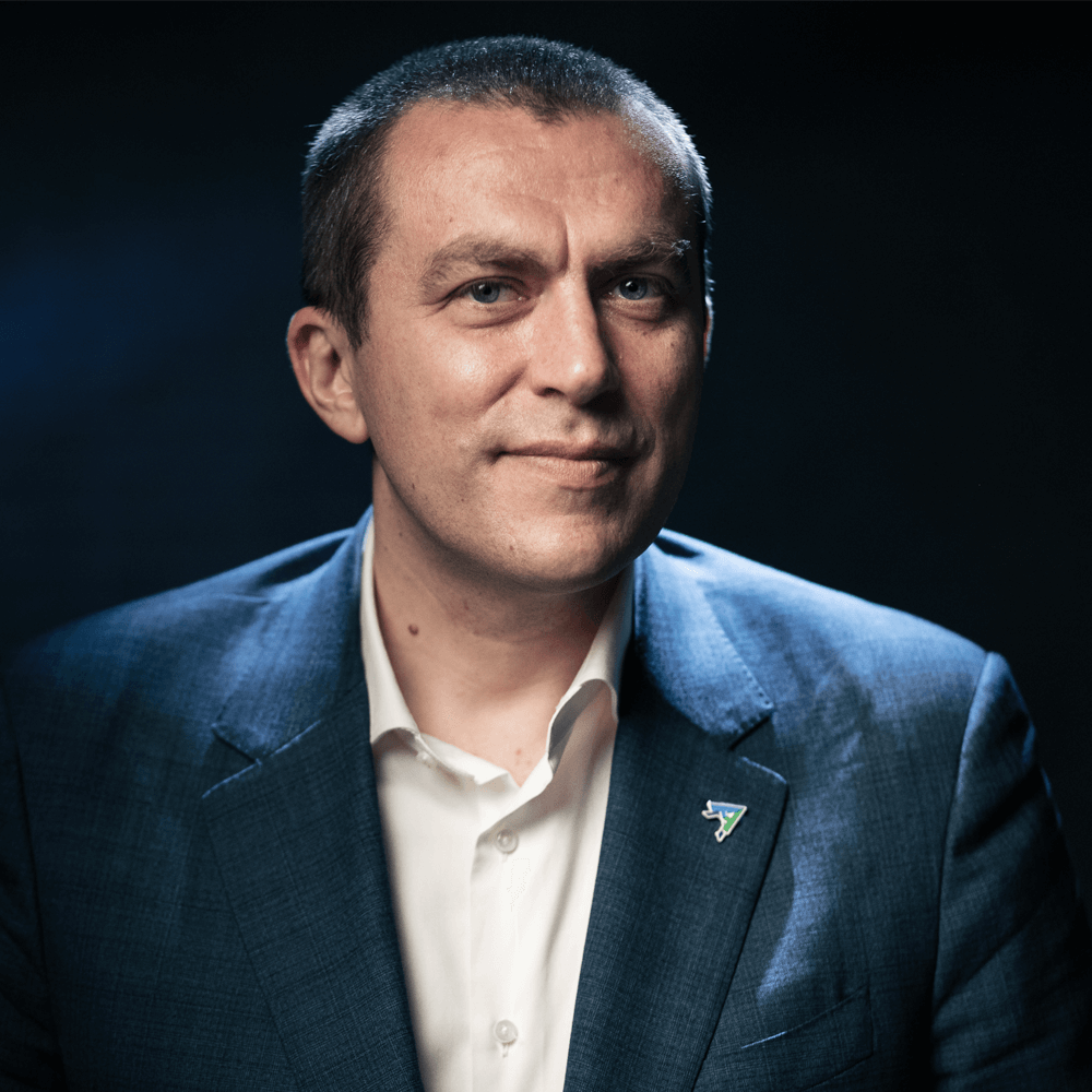 How to Follow Marius Stefan? Best Social Media Platforms
