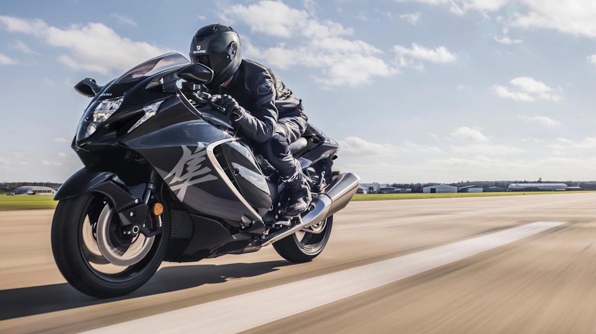 Suzuki Hayabusa Suzuki Hayabusa How Fast? Top Speed Facts Explained Simply!