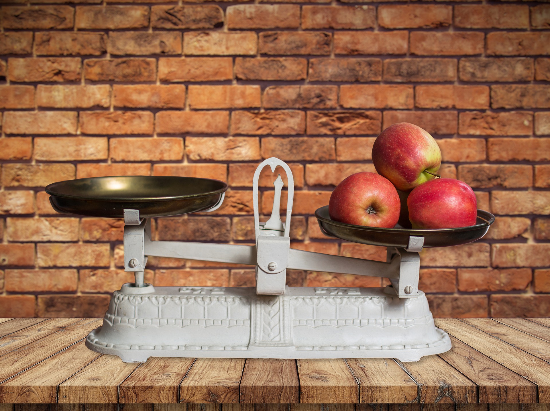 What Things Weigh 5 Pounds? Explore These Common Kitchen Finds!