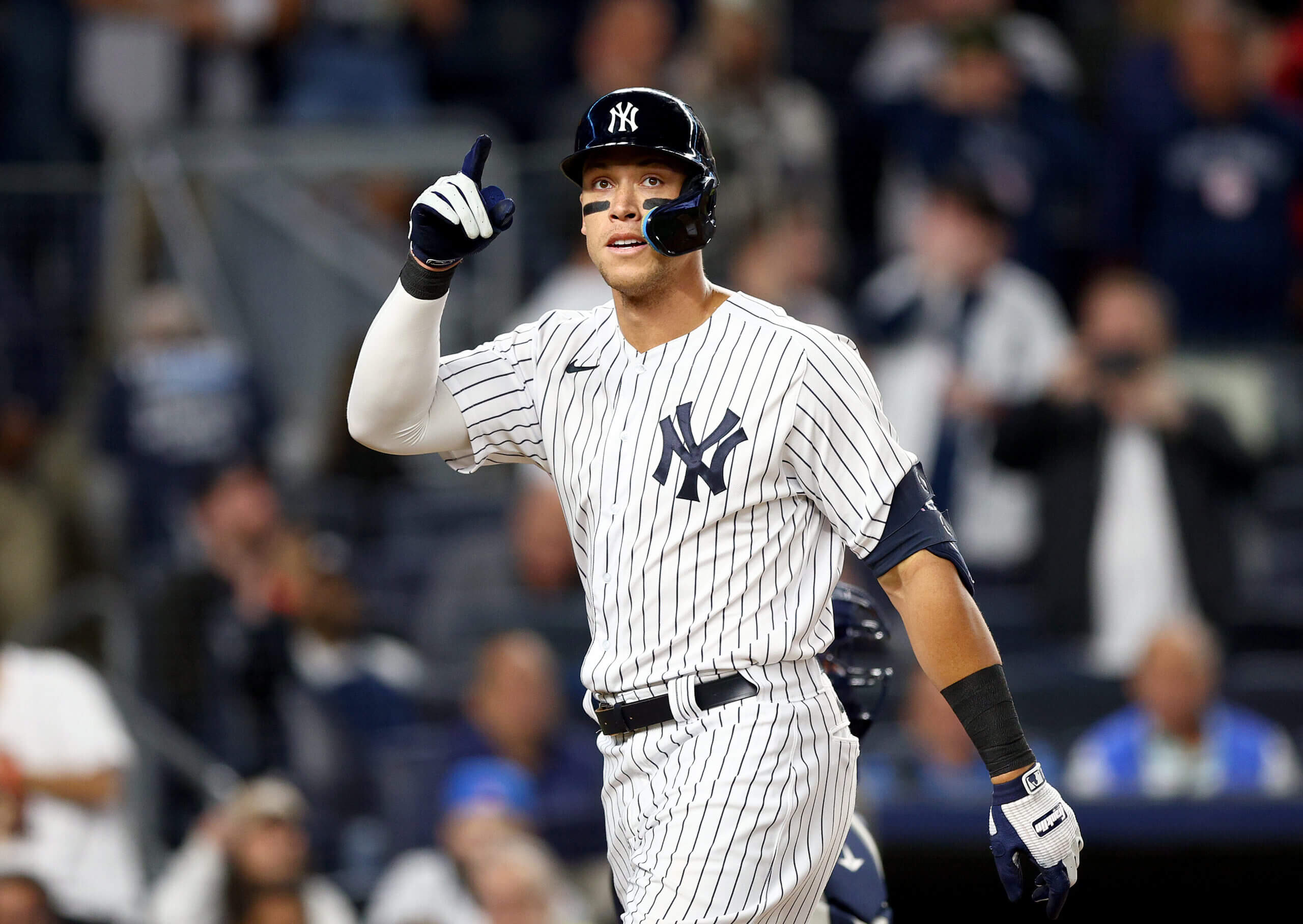 Why Aaron Judge Full Body Build Helps His Baseball Success